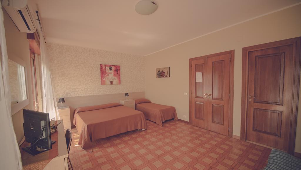 Cassiodoro Rooms Affittacamere Catanzaro Exteriör bild